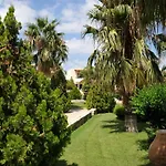 Sylvia Hotel