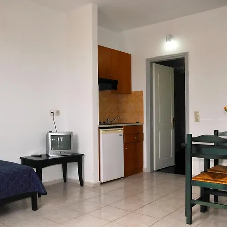 Sylvia Hotel Apart Otel Hersonissos (Crete)