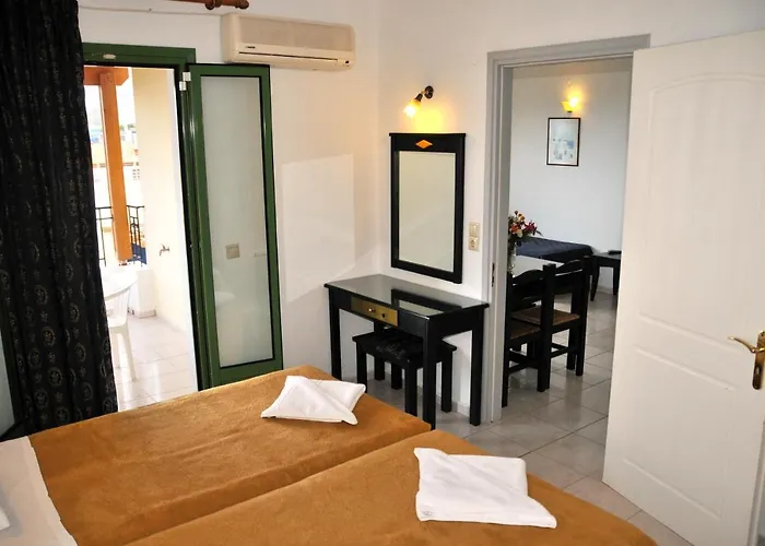 Sylvia Hotel Aparthotel Chersonissos